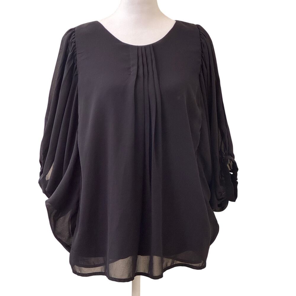 Mimi + Daphne Black Front Pleated 3/4 Sleeve Bouse Top Size Medium